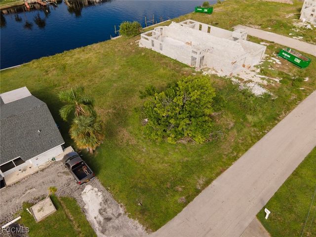 3806 SE 12th AVE, Cape Coral, FL 33904