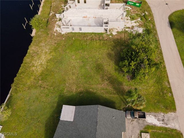 3806 SE 12th AVE, Cape Coral, FL 33904