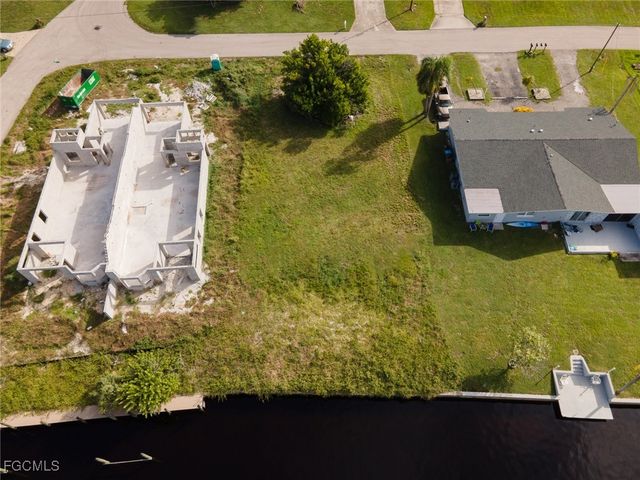 3806 SE 12th AVE, Cape Coral, FL 33904