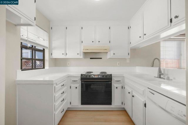 4322 Machado Dr, Concord, CA 94521