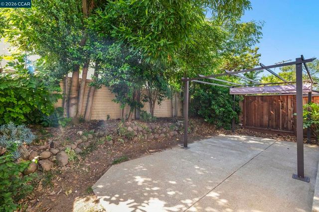 4322 Machado Dr, Concord, CA 94521