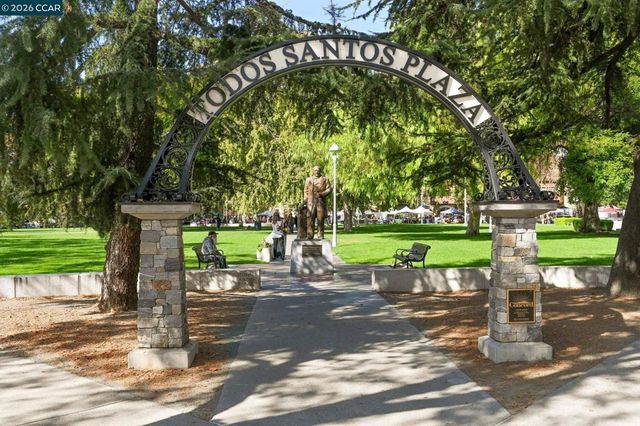 4322 Machado Dr, Concord, CA 94521