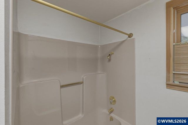 30935 Old Santiam Hwy, Lebanon, OR 97355