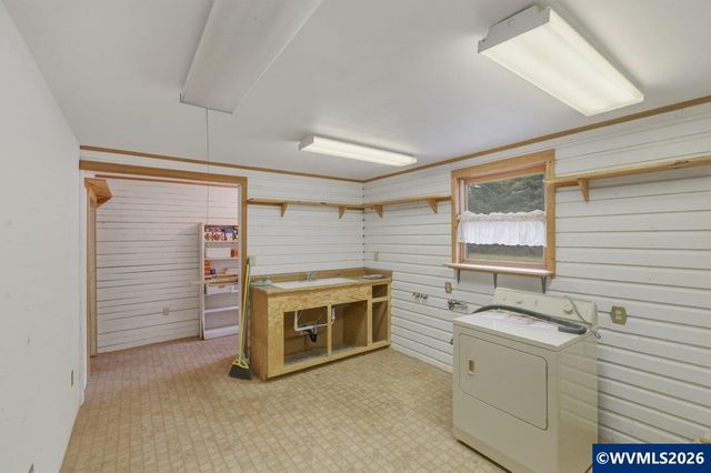 30935 Old Santiam Hwy, Lebanon, OR 97355