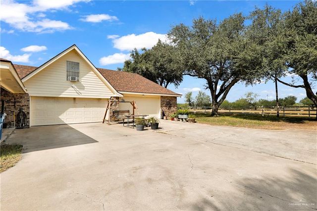 1401 E Mile 3 Road, Palmhurst, TX 78573