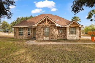 1401 E Mile 3 Road, Palmhurst, TX 78573