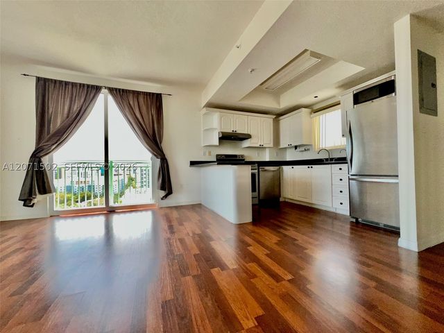 3500 Coral Way 1501, Miami, FL 33145