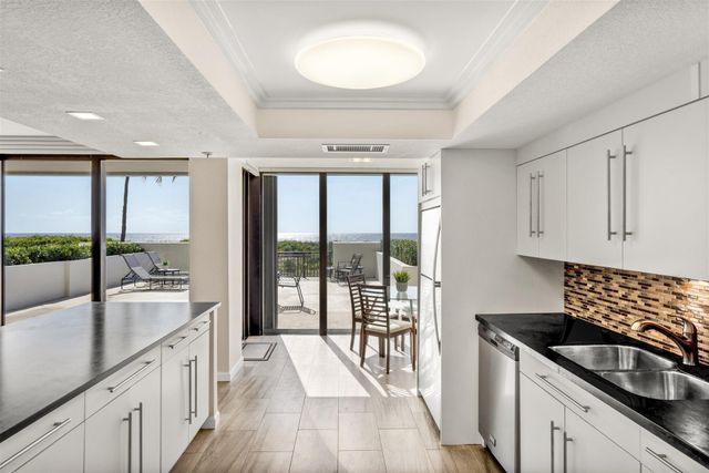 1800 S Ocean Boulevard Villa E, Boca Raton, FL 33432