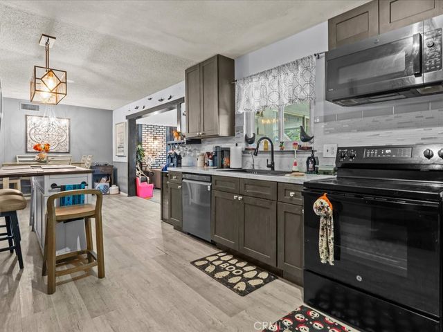 7770 Big Rock, Jurupa Valley, CA 92509