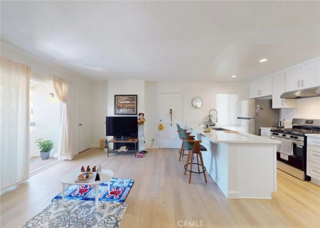 2835 S Fairview H, Santa Ana, CA 92704