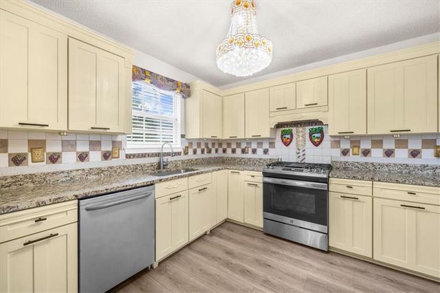 6940 Pompas Court, Douglasville, GA 30135