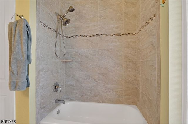 2705 SW 29th PL, Cape Coral, FL 33914