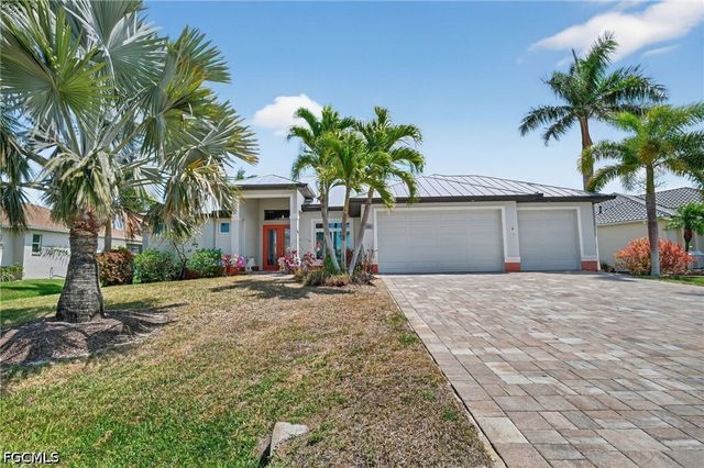 2705 SW 29th PL, Cape Coral, FL 33914