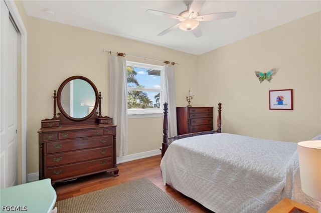 2705 SW 29th PL, Cape Coral, FL 33914