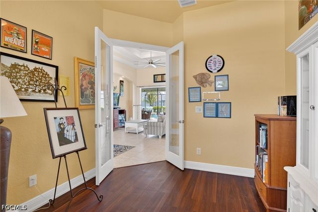 2705 SW 29th PL, Cape Coral, FL 33914