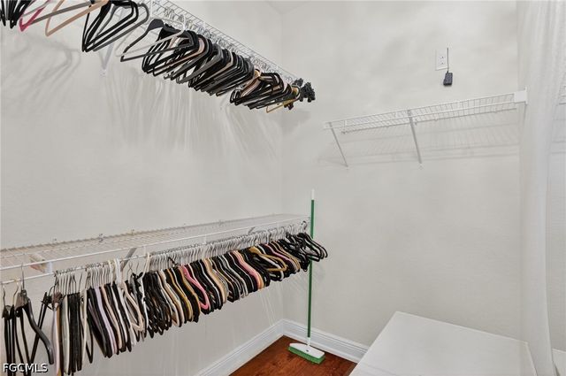 2705 SW 29th PL, Cape Coral, FL 33914