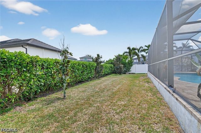 2705 SW 29th PL, Cape Coral, FL 33914