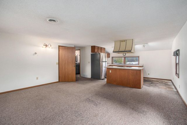 3056 E Apple Avenue, Muskegon, MI 49442