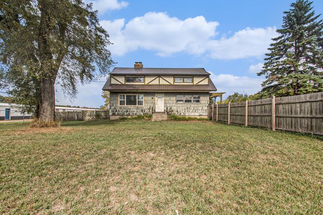 3056 E Apple Avenue, Muskegon, MI 49442