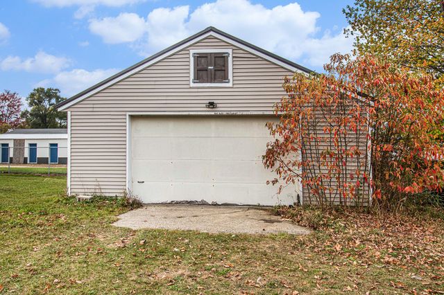 3056 E Apple Avenue, Muskegon, MI 49442