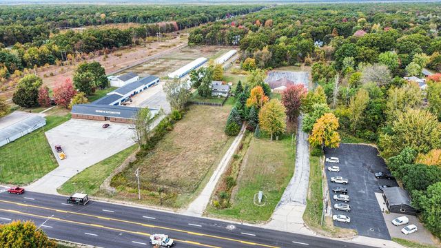 3056 E Apple Avenue, Muskegon, MI 49442