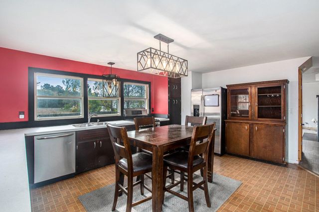 3056 E Apple Avenue, Muskegon, MI 49442