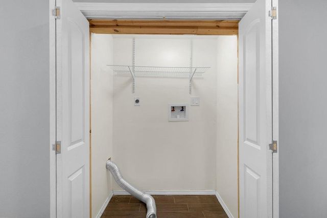 3122 Ash Drive, Dickinson, TX 77539