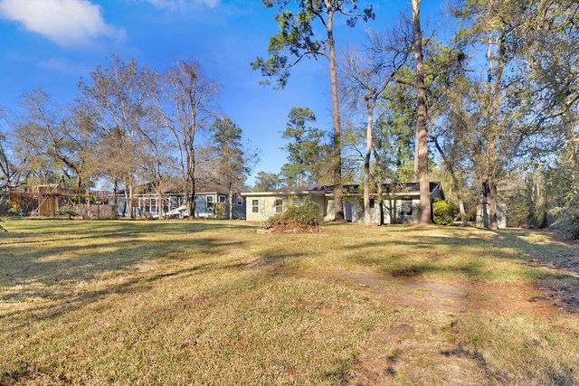 3122 Ash Drive, Dickinson, TX 77539