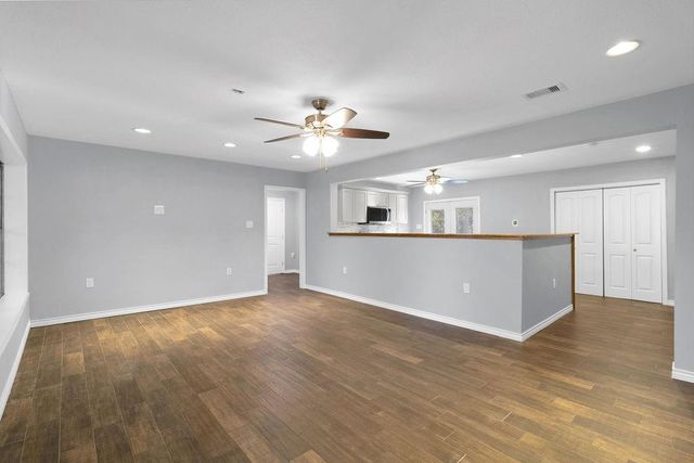 3122 Ash Drive, Dickinson, TX 77539