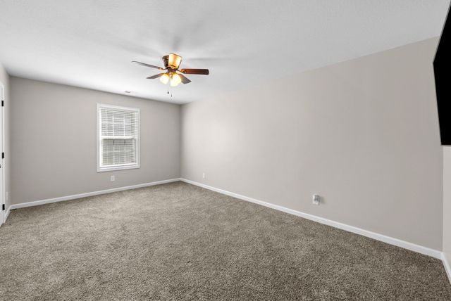 1532 Kestrel Dr, Clarksville, TN 37040