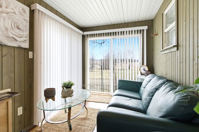 1431 Il Route 75, Freeport, IL 61032