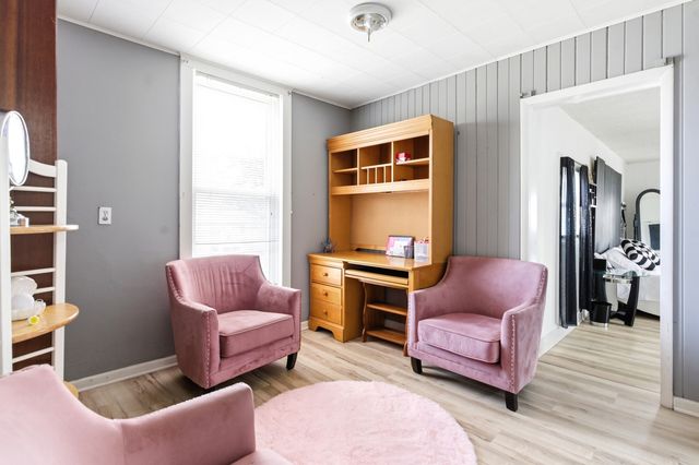 1431 Il Route 75, Freeport, IL 61032