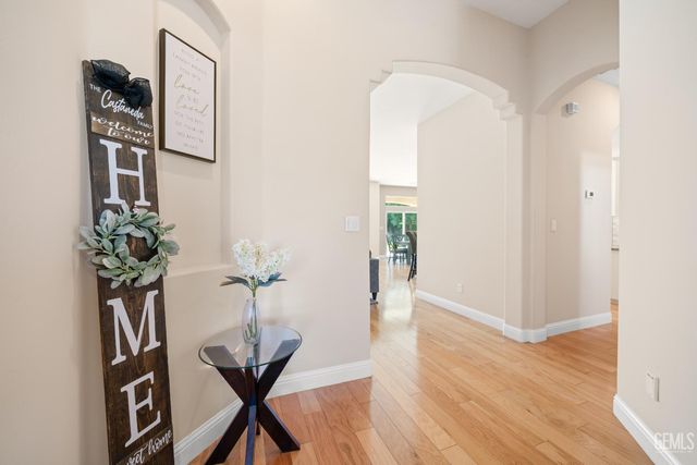 15427 Chateau Montelena Drive, Bakersfield, CA 93314