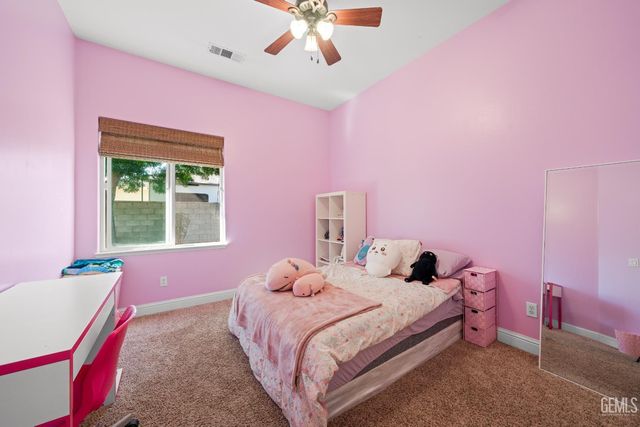 15427 Chateau Montelena Drive, Bakersfield, CA 93314