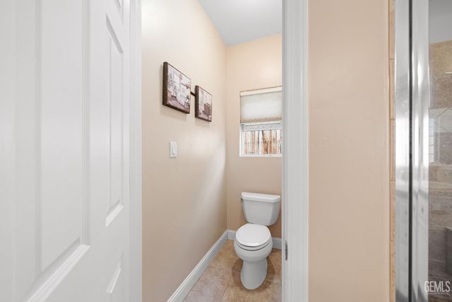 15427 Chateau Montelena Drive, Bakersfield, CA 93314