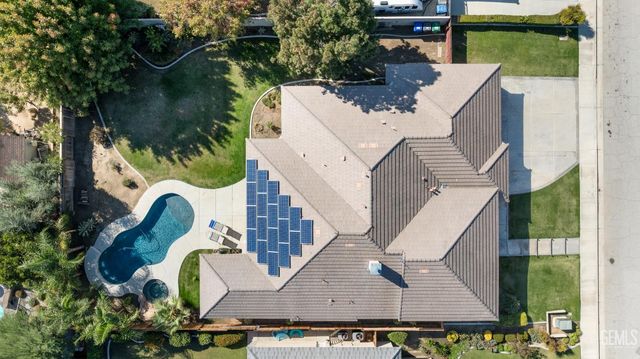 15427 Chateau Montelena Drive, Bakersfield, CA 93314