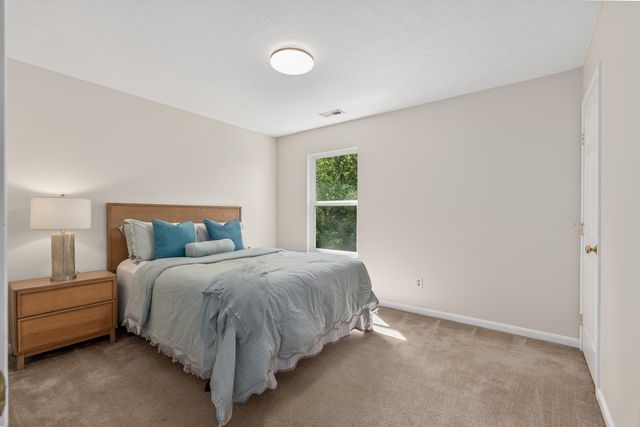 2756 Pebble Creek Way, Florence, KY 41042