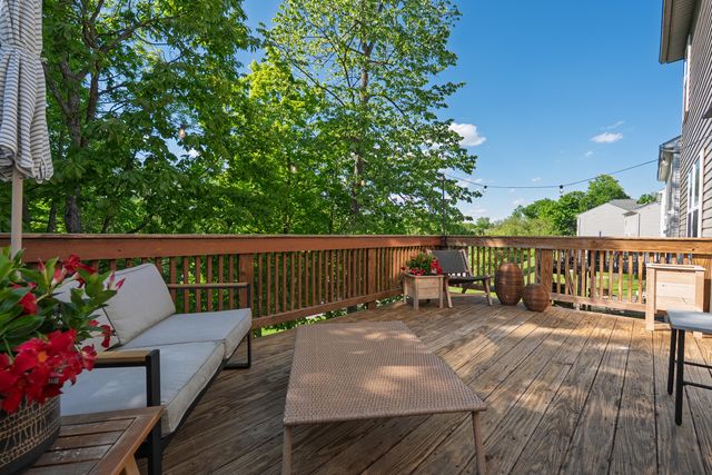 2756 Pebble Creek Way, Florence, KY 41042