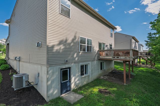 2756 Pebble Creek Way, Florence, KY 41042