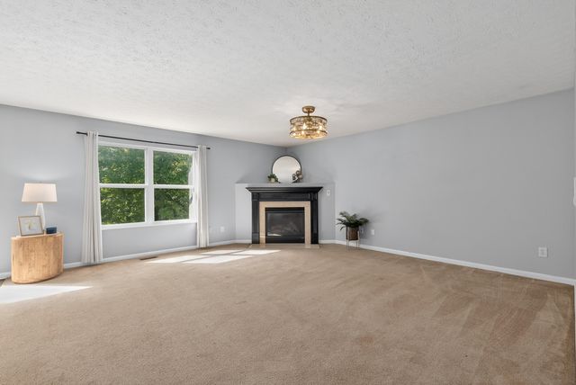 2756 Pebble Creek Way, Florence, KY 41042