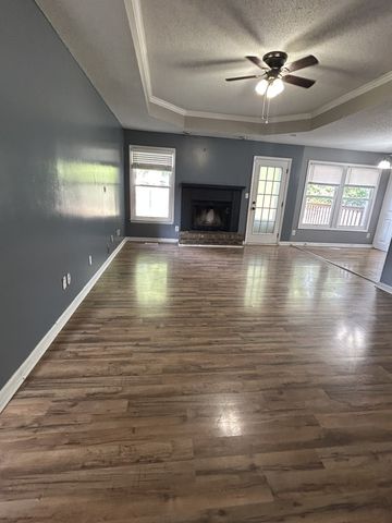 2026 Windmeade Dr, Clarksville, TN 37042