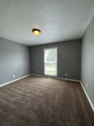 2026 Windmeade Dr, Clarksville, TN 37042