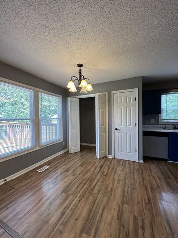 2026 Windmeade Dr, Clarksville, TN 37042