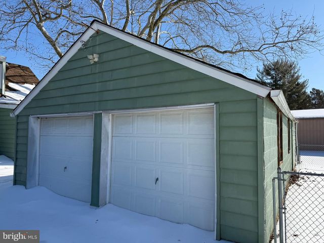 81 N GREENWICH ST, Alloway, NJ 08001