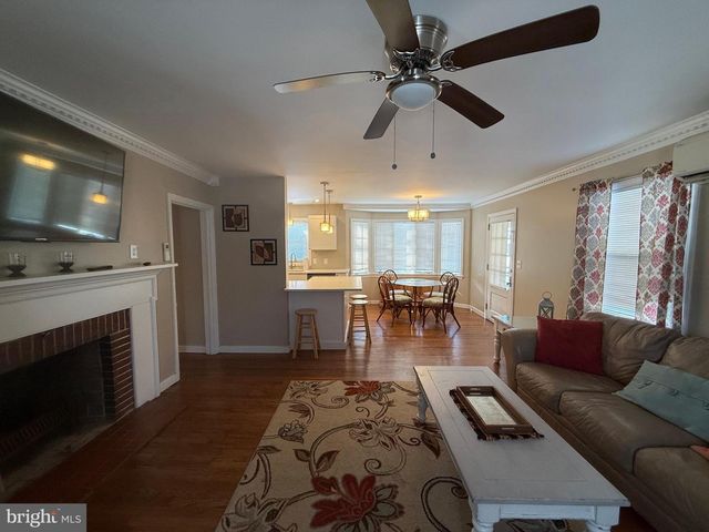 81 N GREENWICH ST, Alloway, NJ 08001