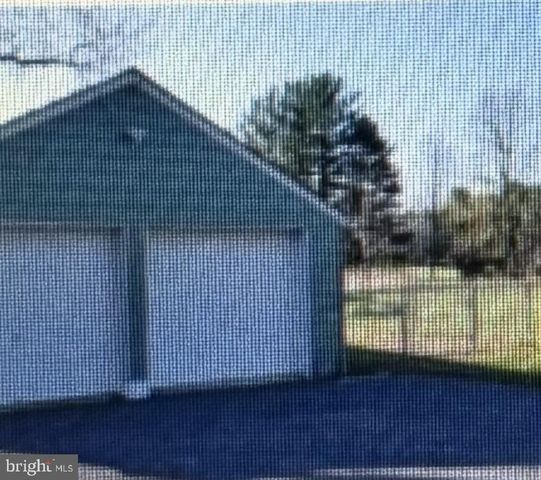 81 N GREENWICH ST, Alloway, NJ 08001