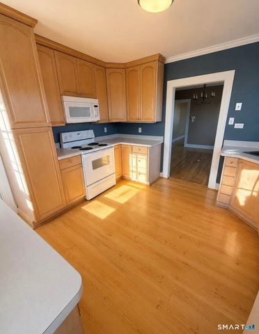 75 Lancaster Road, West Hartford, CT 06119