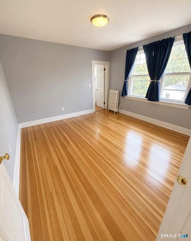 75 Lancaster Road, West Hartford, CT 06119