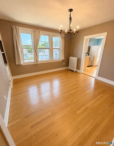 75 Lancaster Road, West Hartford, CT 06119