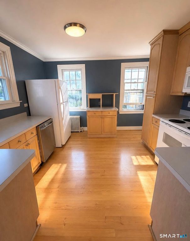 75 Lancaster Road, West Hartford, CT 06119